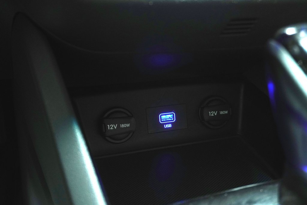 Used 2022 Hyundai Ioniq Blue FWD image 19