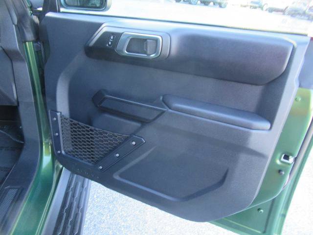 Certified 2025 Ford Bronco Outer Banks w/ Black Appearance Package AWD/4WD image 23