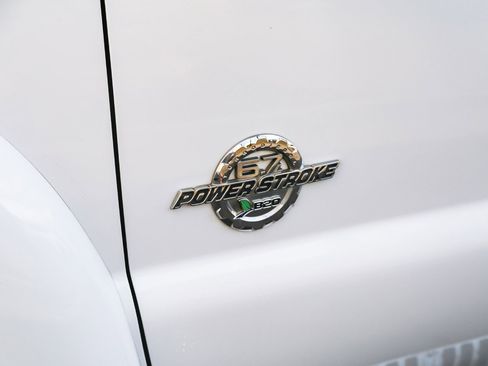 Used 2013 Ford F450 Lariat w/ Lariat Ultimate Pkg image 13