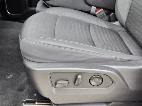 Used 2024 Chevrolet Silverado 1500 LT AWD/4WD image 13