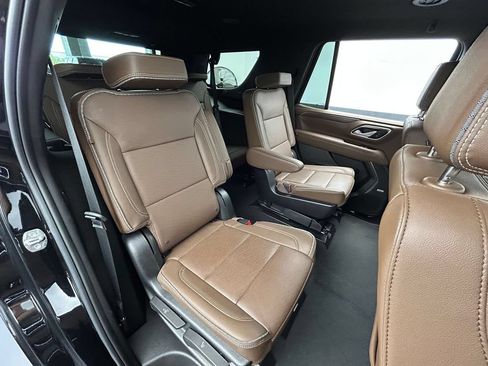 Used 2023 Chevrolet Tahoe High Country AWD/4WD image 52