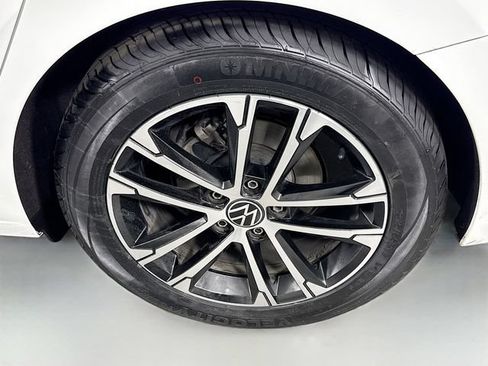 Used 2022 Volkswagen Jetta Sport FWD image 28