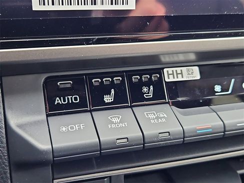 New 2026 Toyota Camry Hybrid image 12