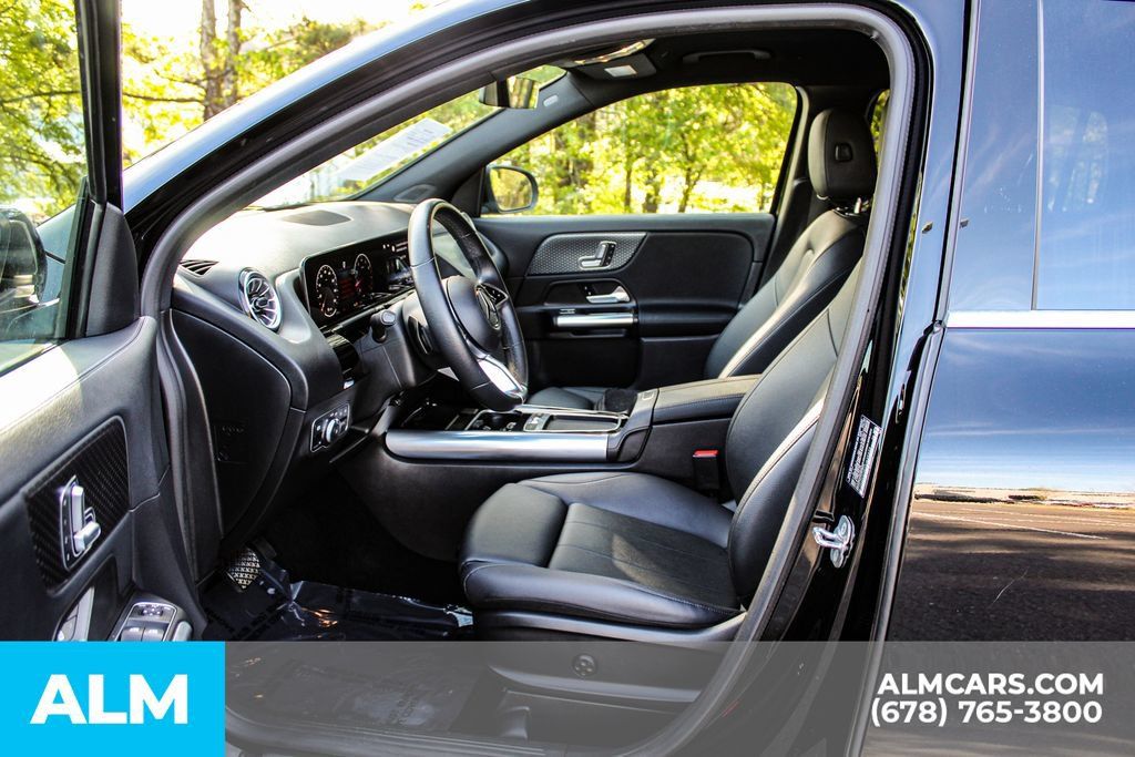 Used 2025 Mercedes-Benz GLA 250 image 16
