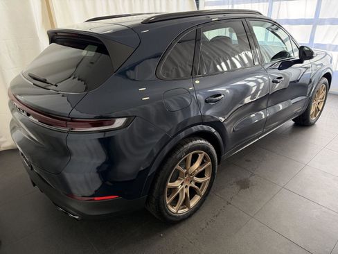 New 2026 Porsche Cayenne image 9