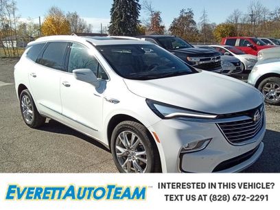 Used 2023 Buick Enclave Essence w/ Experience Buick Package