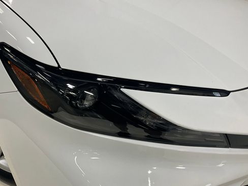 Used 2025 Toyota Camry LE w/ Convenience Package image 25