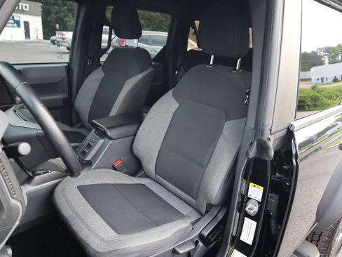 Used 2021 Ford Bronco Big Bend AWD/4WD image 2