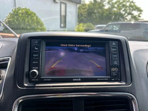 Used 2020 Dodge Grand Caravan GT image 18