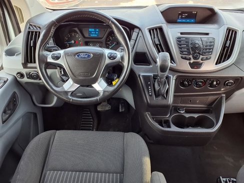 Used 2016 Ford Transit 150 XL image 4