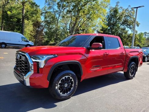 Used 2022 Toyota Tundra SR5 w/ TRD Off-Road Premium Package image 3
