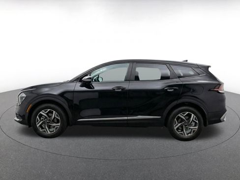 Used 2025 Kia Sportage LX FWD image 4
