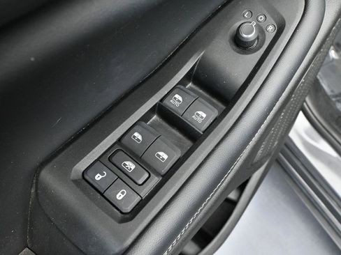 Used 2024 Jeep Grand Cherokee Altitude AWD/4WD image 21