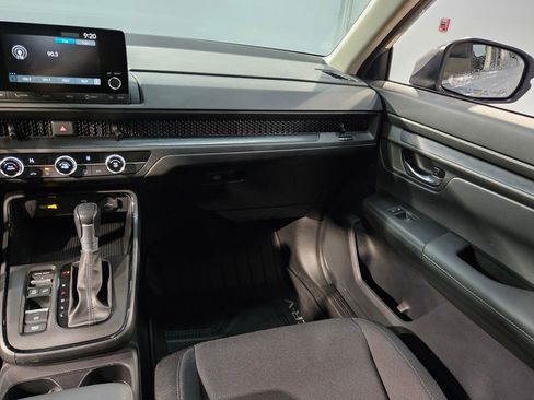 Used 2024 Honda CR-V LX image 11