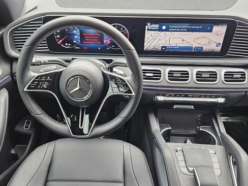 Certified 2026 Mercedes-Benz GLS 450 4MATIC image 19