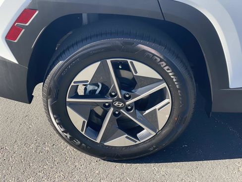 Certified 2025 Hyundai Tucson SEL image 30