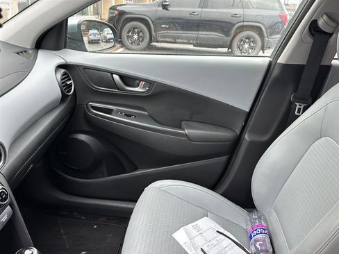 Used 2021 Hyundai Kona Ultimate w/ Cargo Package image 13