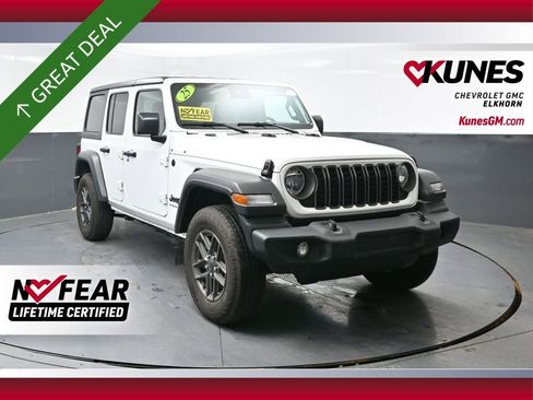 Used 2025 Jeep Wrangler Unlimited Sport AWD/4WD image 1