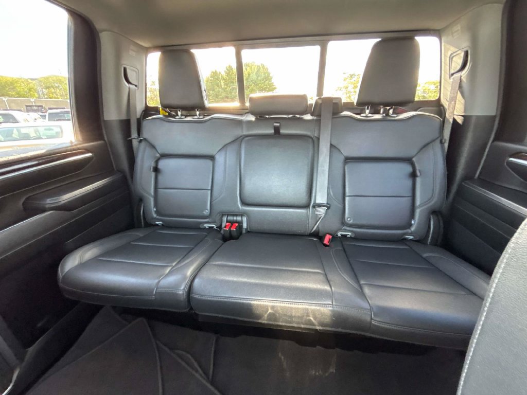 Used 2024 GMC Sierra 2500 SLT w/ SLT Premium Package AWD/4WD image 15