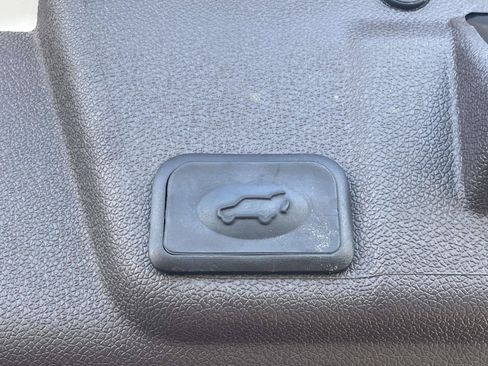 Used 2014 Buick Enclave Leather FWD image 11
