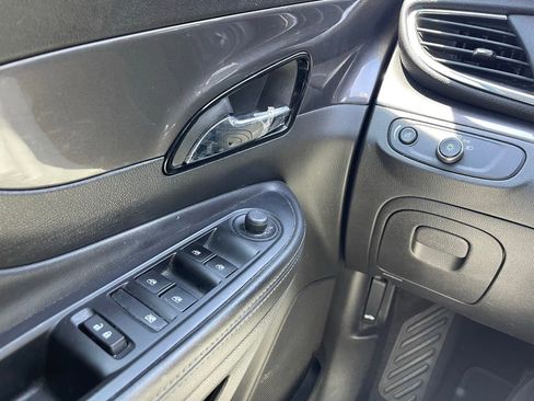 Used 2020 Buick Encore Preferred FWD image 11