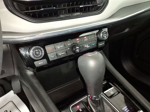 Used 2024 Jeep Compass Limited AWD/4WD image 20