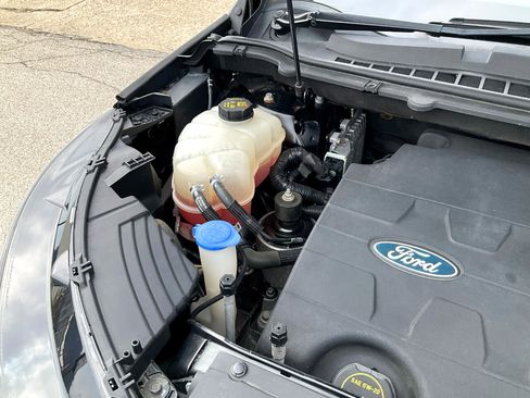 Used 2015 Ford Edge SEL w/ Equipment Group 201A image 38