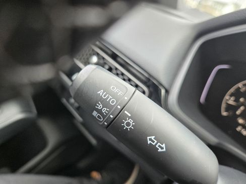 Used 2025 Honda Civic Sport image 33