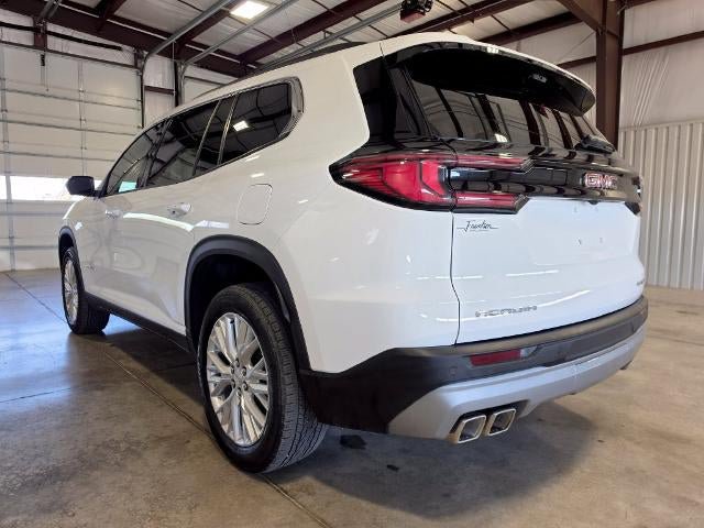 Used 2026 GMC Acadia Elevation w/ Elevation Premium Package FWD image 3