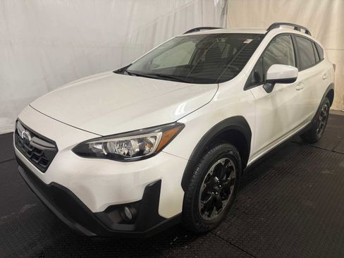 Certified 2023 Subaru Crosstrek 2.0i Premium image 1
