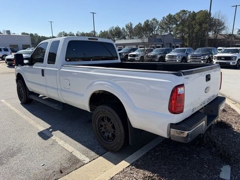 Used 2011 Ford F250 XL w/ PWR Equipment Group image 3