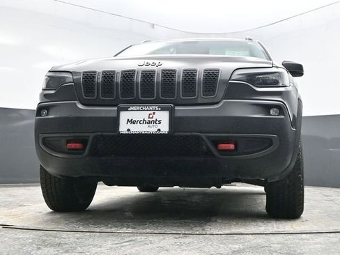Used 2019 Jeep Cherokee Trailhawk w/ Comfort/Convenience Group image 24