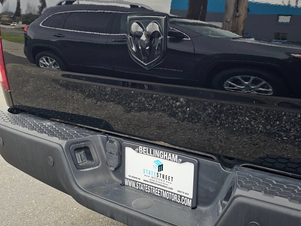 Used 2019 RAM 1500 Warlock AWD/4WD image 13