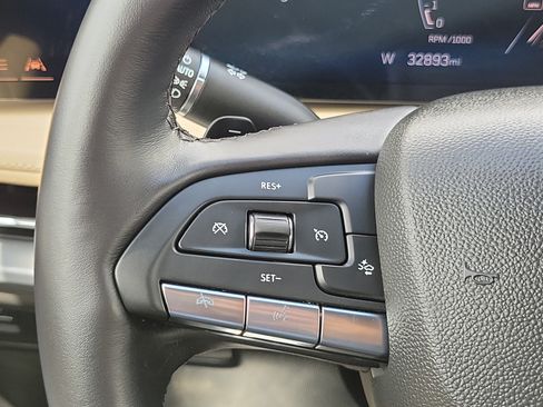 Used 2024 Cadillac XT4 Luxury FWD image 24