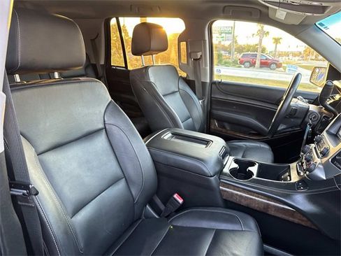 Used 2019 Chevrolet Tahoe LT image 10