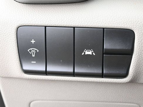 Used 2020 Kia Sportage LX FWD image 12