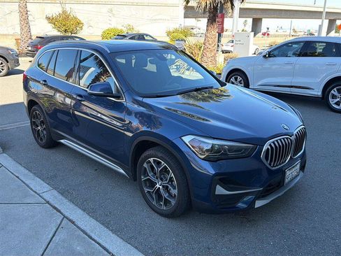 Used 2021 BMW X1 xDrive28i w/ Convenience Package AWD/4WD image 4