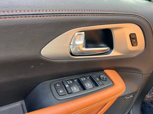 New 2026 Chrysler Pacifica Pinnacle FWD image 20