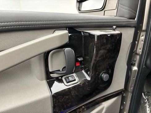 Used 2021 Chevrolet Express 2500 LS w/ Enhanced Convenience Package RWD image 18