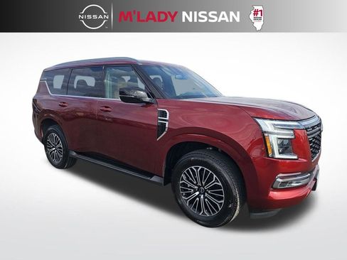 Used 2025 Nissan Armada SL w/ Captain's Chari Seat Package image 4