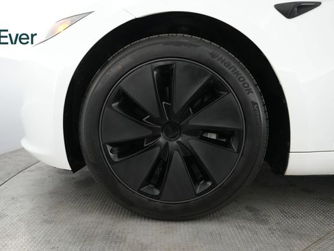 Used 2025 Tesla Model 3 Long Range AWD/4WD image 19