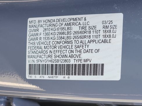 Used 2025 Honda Pilot TrailSport image 27