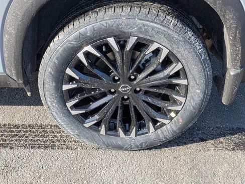 New 2026 Nissan Rogue SV image 10