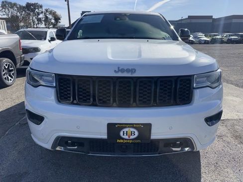 Used 2019 Jeep Grand Cherokee Overland image 2