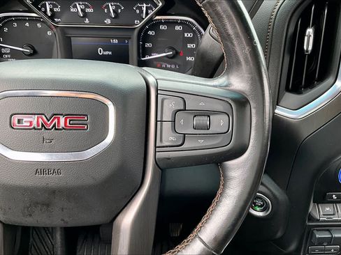 Used 2021 GMC Sierra 1500 AT4 w/ AT4 Premium Package AWD/4WD image 40