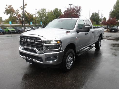 New 2026 RAM 2500 Tradesman image 4