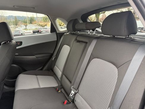 Used 2019 Hyundai Kona SEL w/ SEL Tech Package 02 image 31