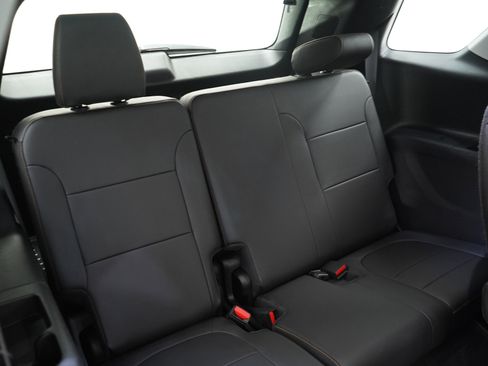 Used 2021 Chevrolet Traverse RS w/ LPO, Floor Liner Package image 15