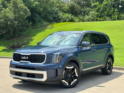 Used 2023 Kia Telluride EX FWD image 1