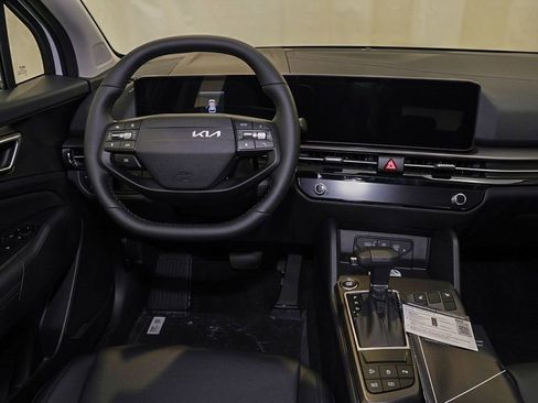 New 2026 Kia Sportage EX image 8